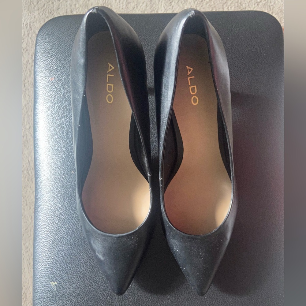 Black Aldo Stiletto shoes